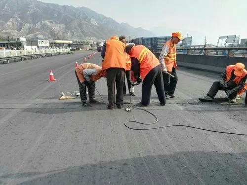 历下道路桥梁病害治理